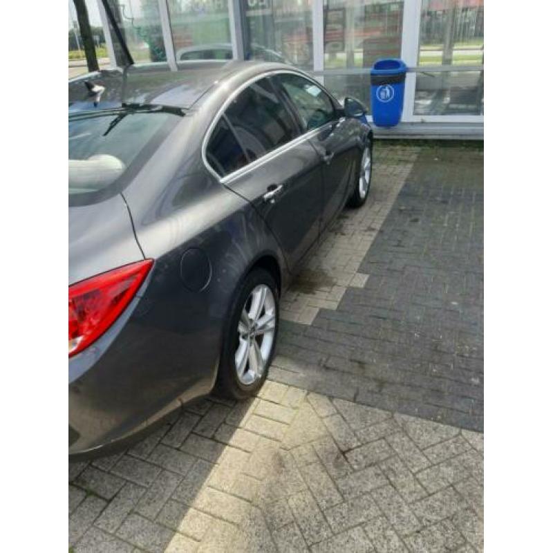 Opel Insignia 2.0 Cdti 118KW 4-DRS St&stop 2012 Grijs