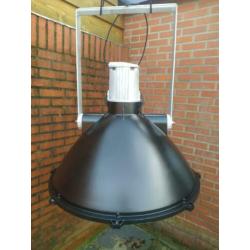 Mooie grote industriële hanglamp