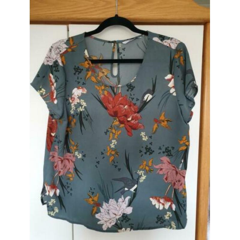 Only blouse maat 40 Nieuw