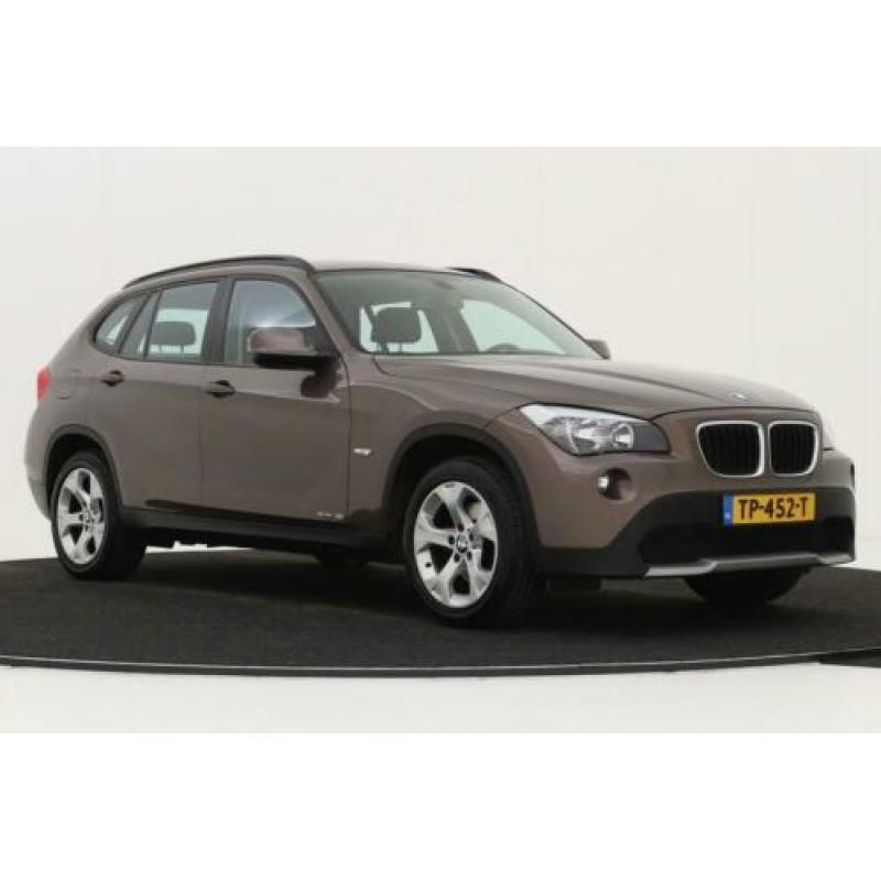 BMW X1 sDrive18i Executive | Clima | Cruise | Lichtmetaal |