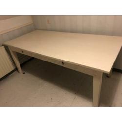 Eettafel teakhout, geschilderd