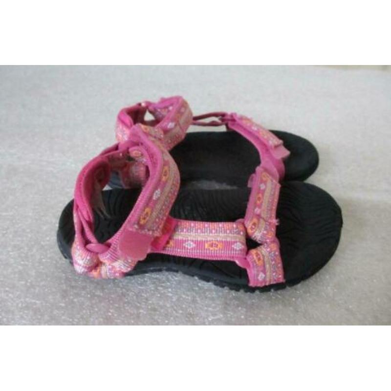 teva sandalen. mt 24-25