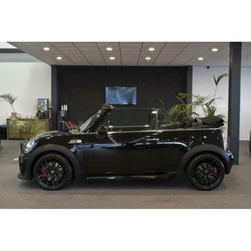 MINI Cabrio 1.6 John Cooper Works *ACTIE*