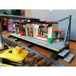 Lego trein station 60050 in nieuwstaat!