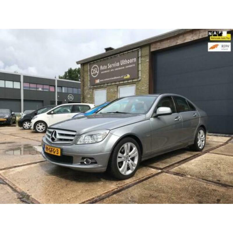 Mercedes-Benz C-klasse 180 K Avantgarde Bj.2008 / groot navi