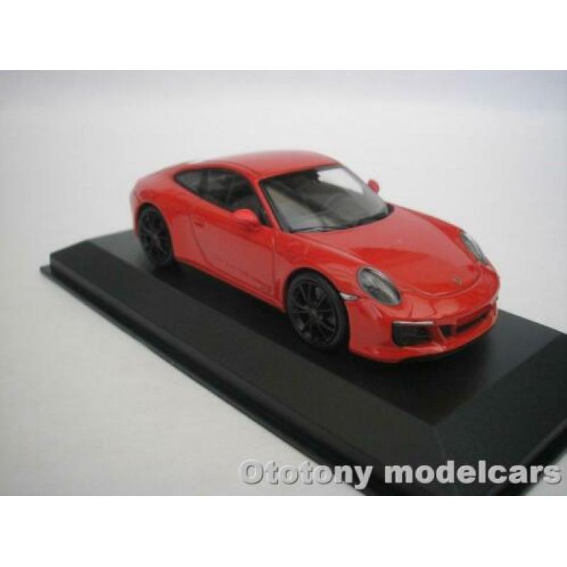 Porsche 911 Carrera 4 GTS 2017 Rood 1/43 Minichamps