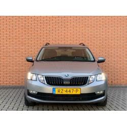 Skoda Octavia Combi 1.0 TSI GREENTECH AMBITION BUSINESS | Cr