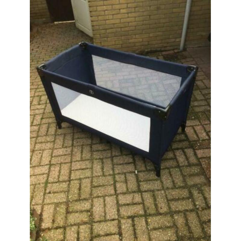 Te koop Campingbedje