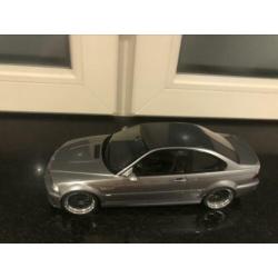 Te koop Bmw csl m3 schaal 1:18