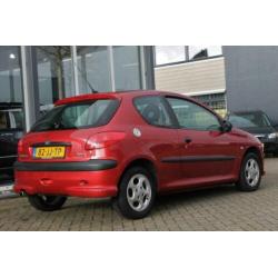 Peugeot 206 1.4 3DRS bj 2002 Airco Div Opties! Nette Auto!