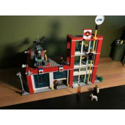 LEGO brandweerkazerne 60004