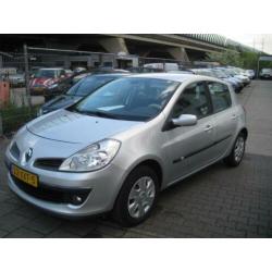 Renault Clio 1.6-16V Dynamique Luxe st bekr cv airco elek pa