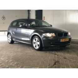 BMW 116I Executive, veel opties +Nieuwe apk + Grote beurt