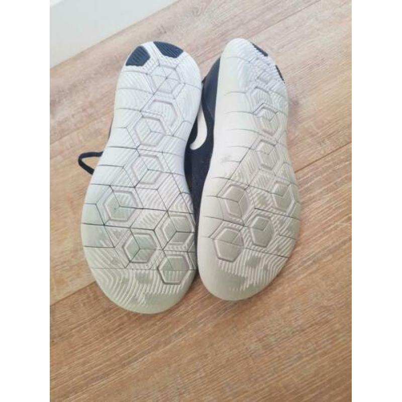 Nike Flex Contact sneakers maat 37,5