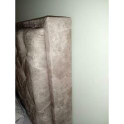 Deelbare boxspring 180 x 200. Incl. Toppers en linnengoed