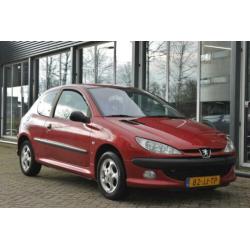 Peugeot 206 1.4 3DRS bj 2002 Airco Div Opties! Nette Auto!