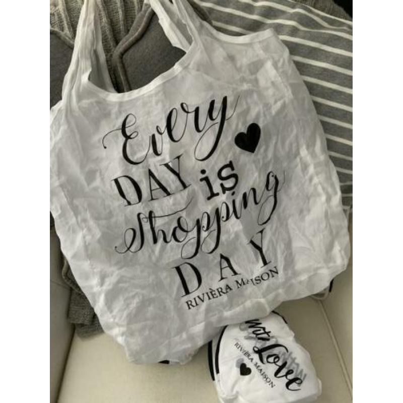 NIEUW: Riviera Maison Every Day is Shopping Day bag