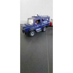 Playmobil politie auto + speedboot met werkende motor.