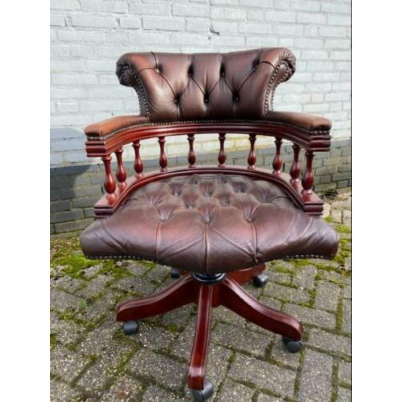 Chesterfield Captains Chair