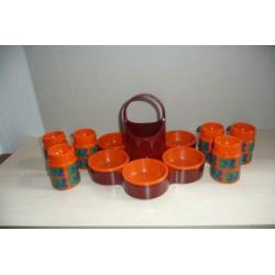 Vintage schalenset/eierdopjes. Oranje/bruin.Jaren 70. Emsa