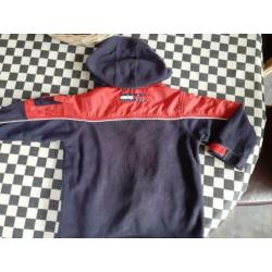 D.blauw jasje van Tommy Hilfiger 110