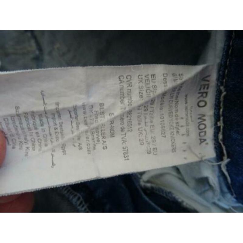 SUPERSALE !! VERO MODA maat W29, driekwart jeans broek.