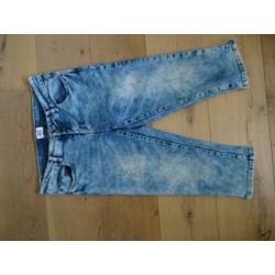 SUPERSALE !! VERO MODA maat W29, driekwart jeans broek.