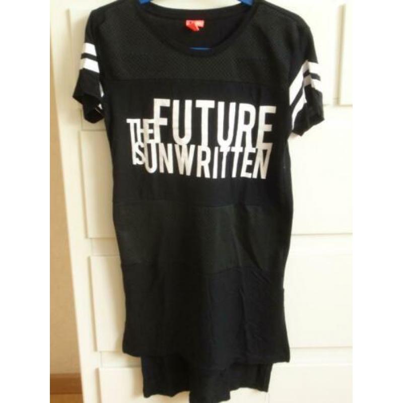 T-Shirt Jurk maat 146