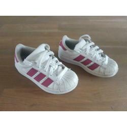 Mooie Adidas Superstar wit / roze Maat 28