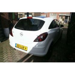 Opel Corsa 1.4-16V Color Edition