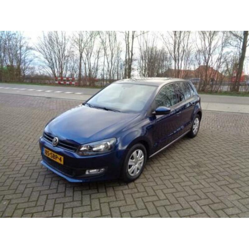 Volkswagen Polo 1.4-16V Comfortline AIRCO NAVIGATIE TV