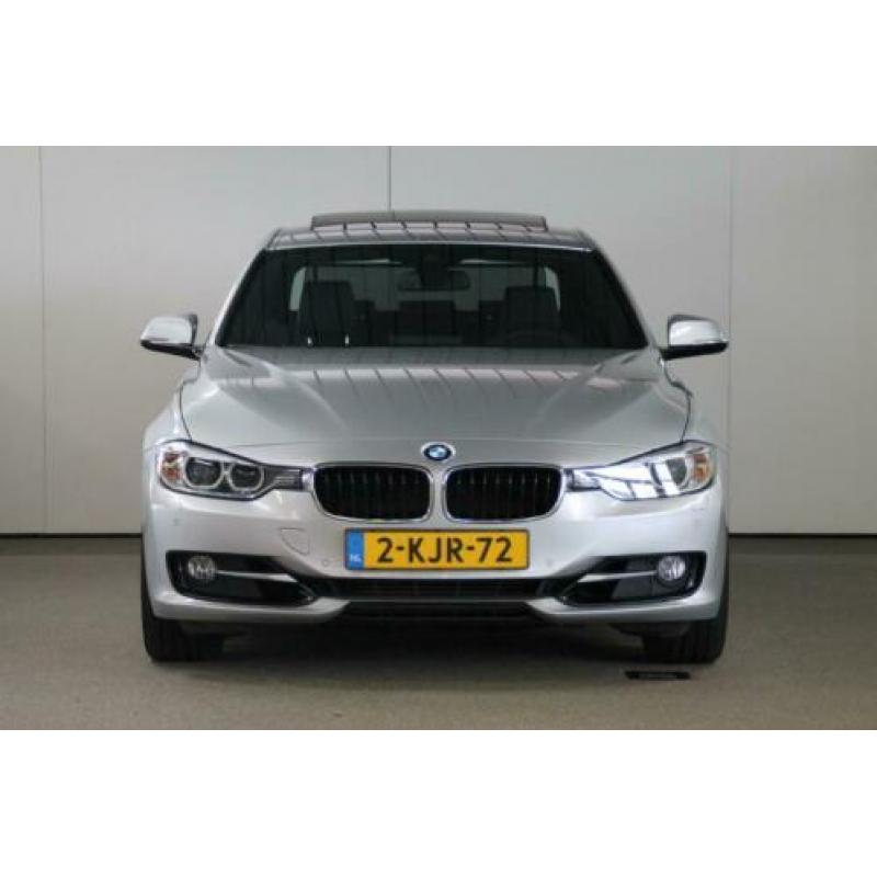 BMW 3 Serie 328i High Executive Sportline / Comfort Access /