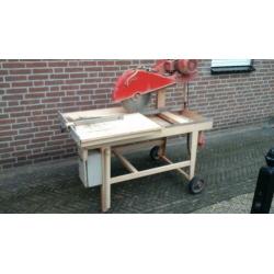 Steenzaagmachine extra grote roltafel zware constructie