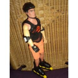 Action Man: Skater + Skeelers - 30cm