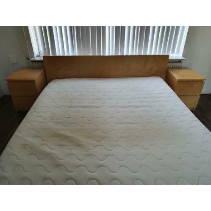 Nette ikea malm 2persbed 180 x 200 cm+nac.kastjes+bodems+evt