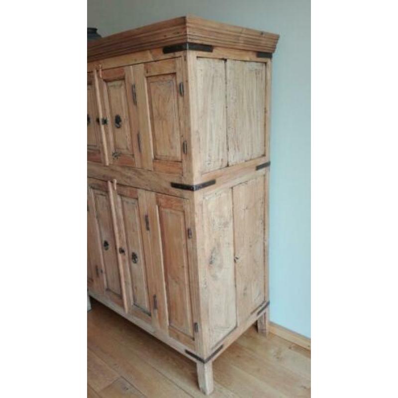 oud houten teak kast