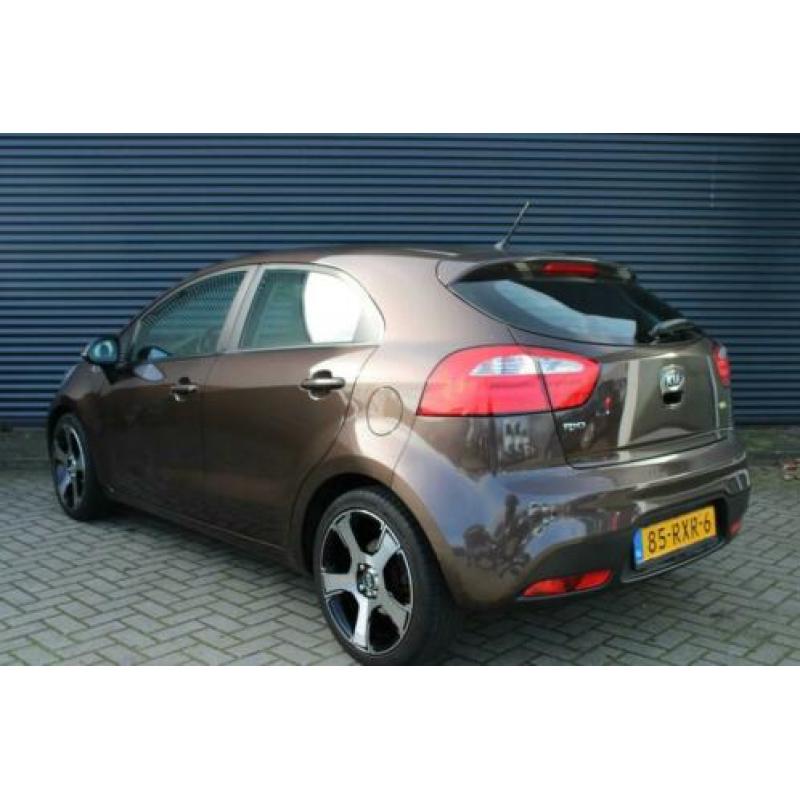 Kia Rio 1.2 CVVT Super Pack Clima PDC 17 Inch lmv (bj 2011)