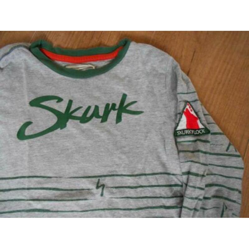 Skurk shirt, maat 128.