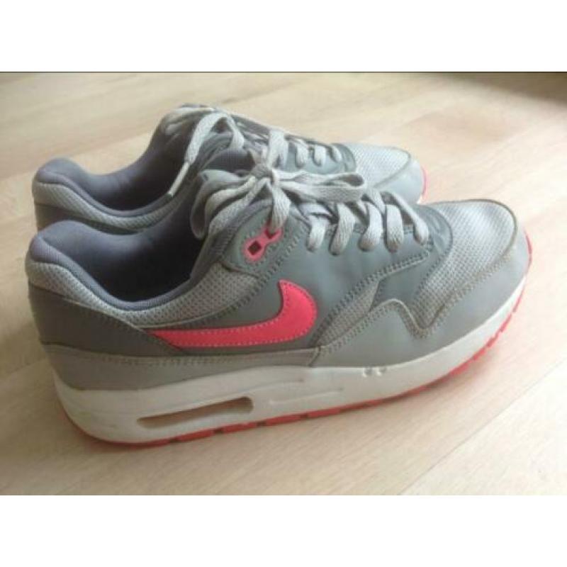 Nike Air Max 1 maat 38