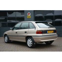 Opel Astra 1.6i GL 5drs (bj 1998)