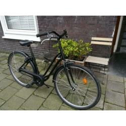 Damesfiets 28 inch met slot, standaard, licht en fietsbel