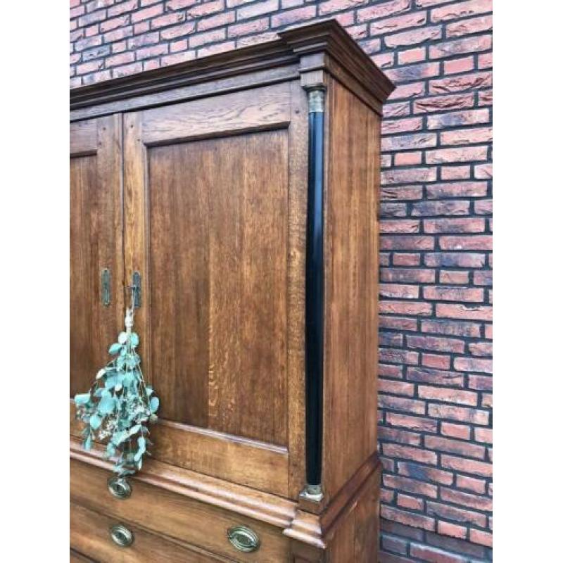 Antieke oud eiken kabinet kast 1850 buffetkast servieskast