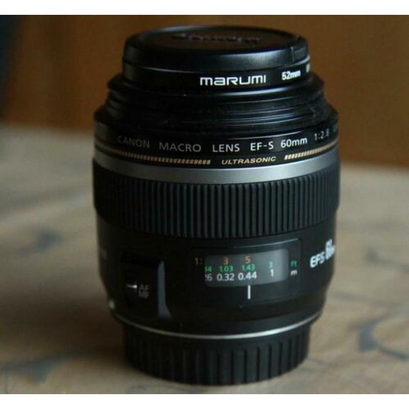 DE Canon MACRO lens ef-s 60mm 1 2.8 usm, als nieuw