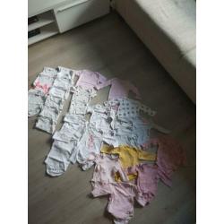 Pakket babykleding meisje maat 50/56