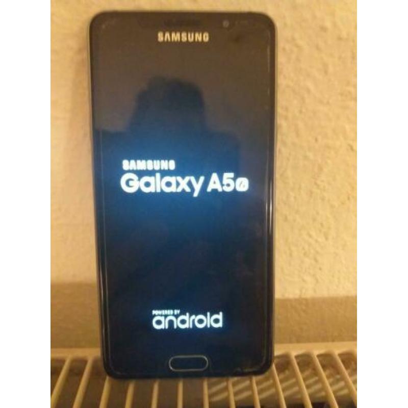 Z.g.a.n. Samsung A5 incl. doos Lader orginele oordopjes.