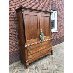 Antieke oud eiken kabinet kast 1850 buffetkast servieskast