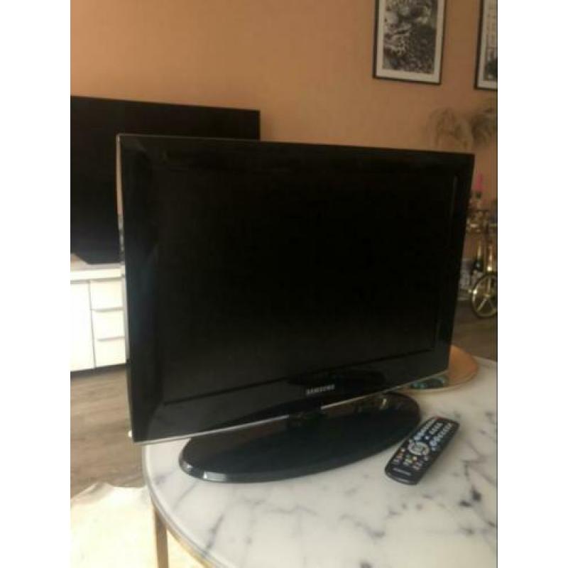 Samsung lcd tv €40