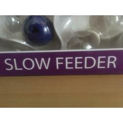 Slow. Feeder. Cat