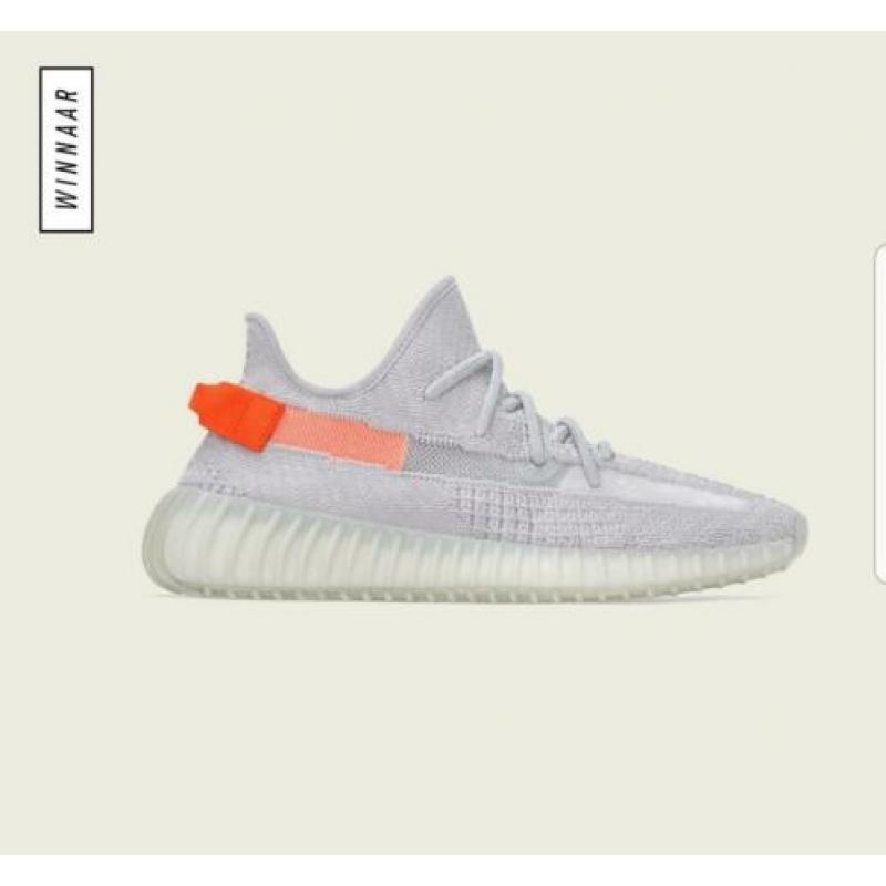 YEEZY BOOST 350 V2 tail light maat 39 1/3