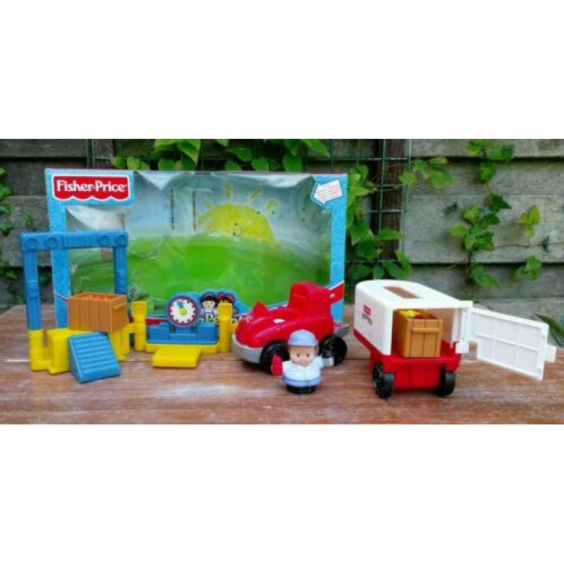 FP * Little People - Tractor met aanhanger & accessoires